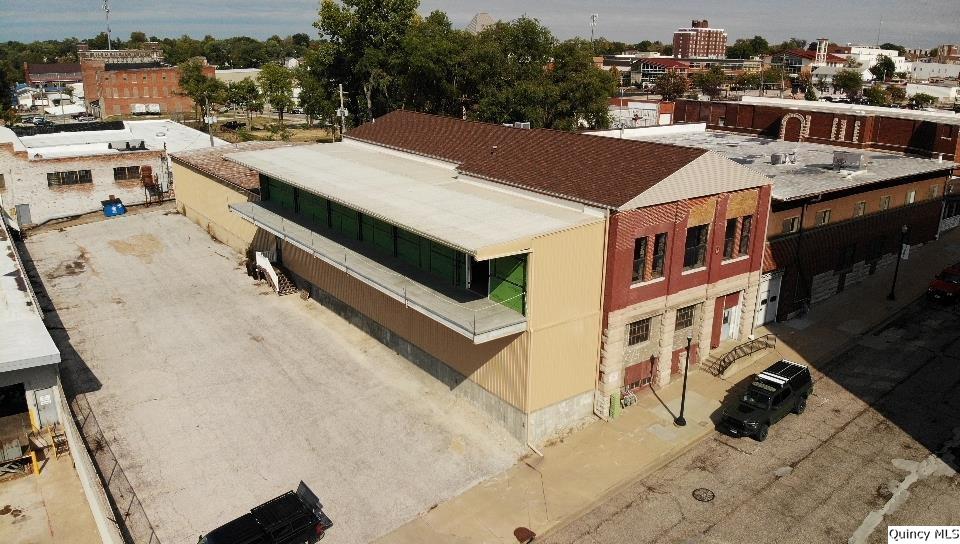 223-225 Hampshire, Quincy, Illinois 62301, ,Commercial,For Sale,223-225 Hampshire,203042