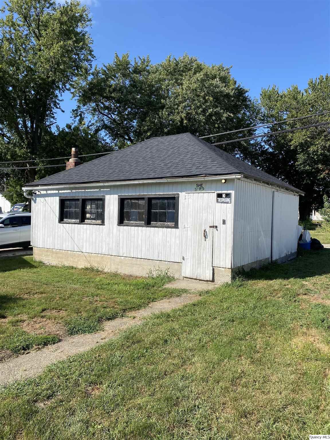309 W Main, Mt. Sterling, Illinois 62353, 2 Bedrooms Bedrooms, ,1 BathroomBathrooms,Residential,For Sale,309 W Main,203017